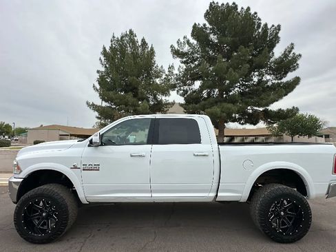 Used 2017 RAM 2500 Laramie AWD/4WD image 1