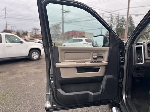 Used 2010 Dodge Ram 1500 Truck SLT image 10