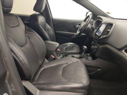 Used 2019 Jeep Cherokee High Altitude AWD/4WD image 19
