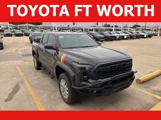 Used 2025 Toyota Tacoma SR5 AWD/4WD video 1