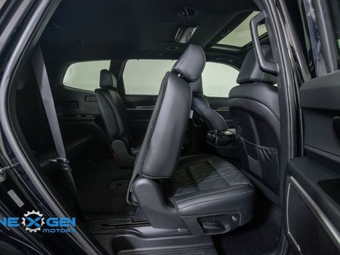 Used 2024 Kia Telluride EX X-Line AWD/4WD image 39