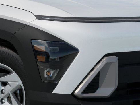 New 2026 Hyundai Kona SE FWD image 9
