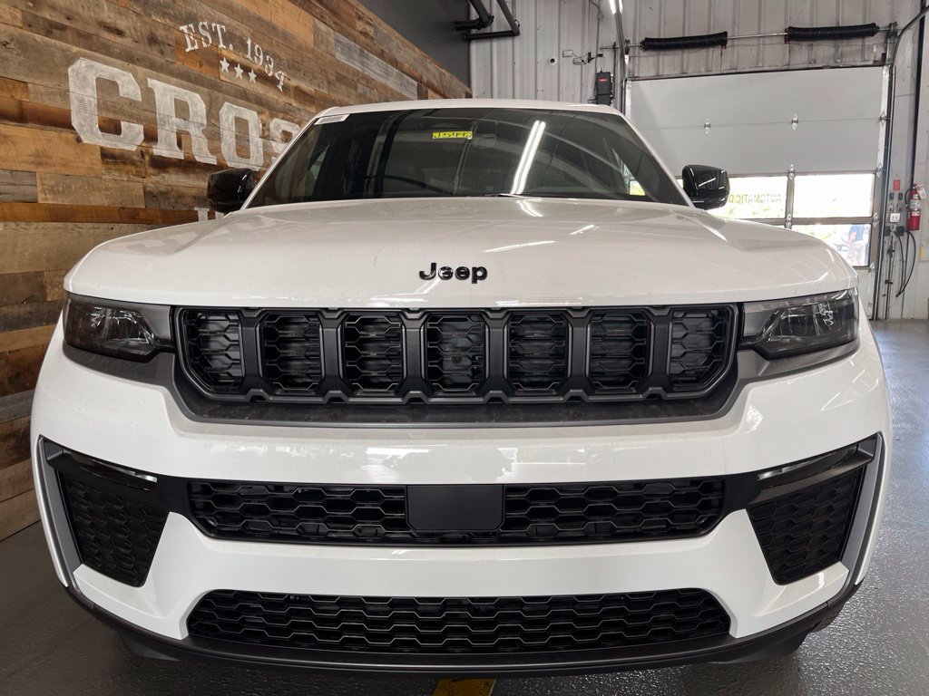 New 2026 Jeep Grand Cherokee Limited AWD/4WD image 45