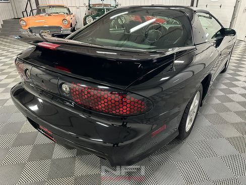 Used 1999 Pontiac Firebird Formula w/ Security Pkg image 8