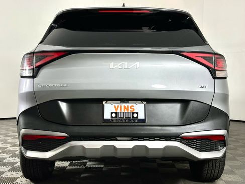 Used 2023 Kia Sportage LX image 25
