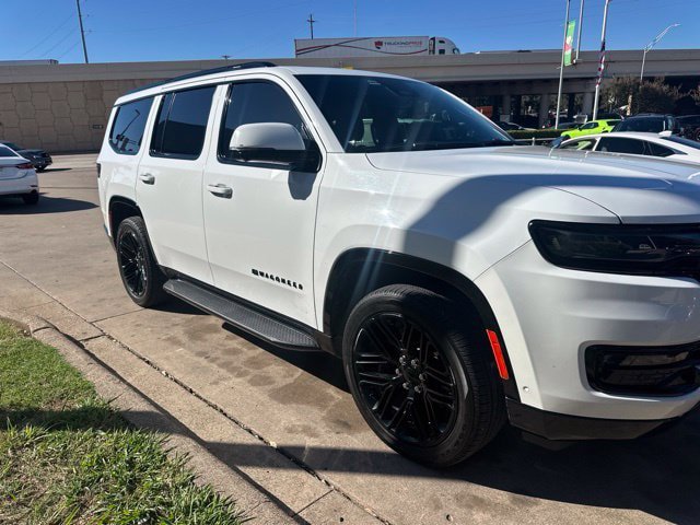 Used 2022 Jeep Wagoneer Series I AWD/4WD image 1