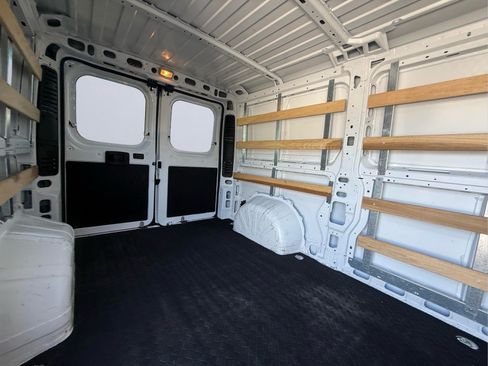 Used 2025 RAM ProMaster 2500 w/ U-Haul Equipment Group FWD image 14