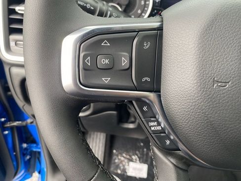 New 2026 RAM 1500 4x4 Crew Cab image 17