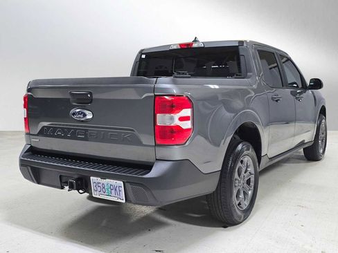 Used 2023 Ford Maverick XL image 3