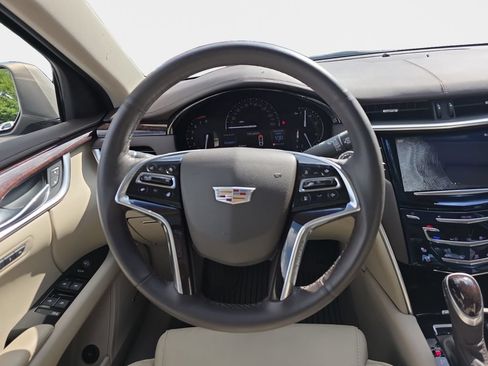 Used 2017 Cadillac XTS Luxury w/ Driver Awareness Package FWD image 11
