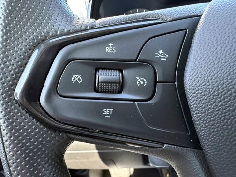 Used 2024 Chevrolet Trax LS w/ LS Convenience Package FWD image 15