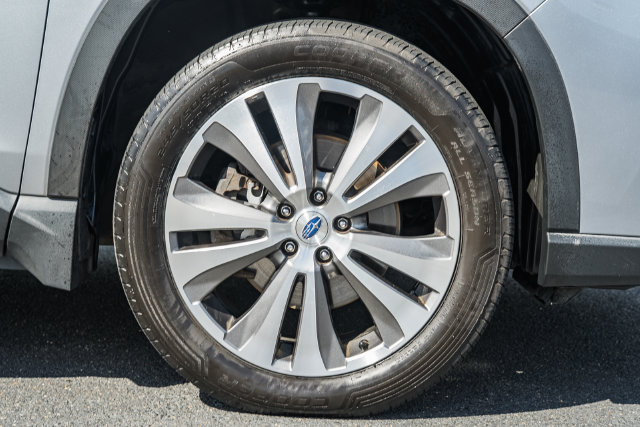 Used 2019 Subaru Ascent Limited AWD/4WD image 19