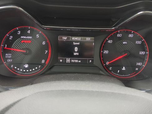 Used 2021 Chevrolet TrailBlazer RS w/ Sun and Liftgate Package AWD/4WD image 14