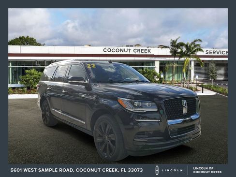 Used 2022 Lincoln Navigator Reserve AWD/4WD image 1