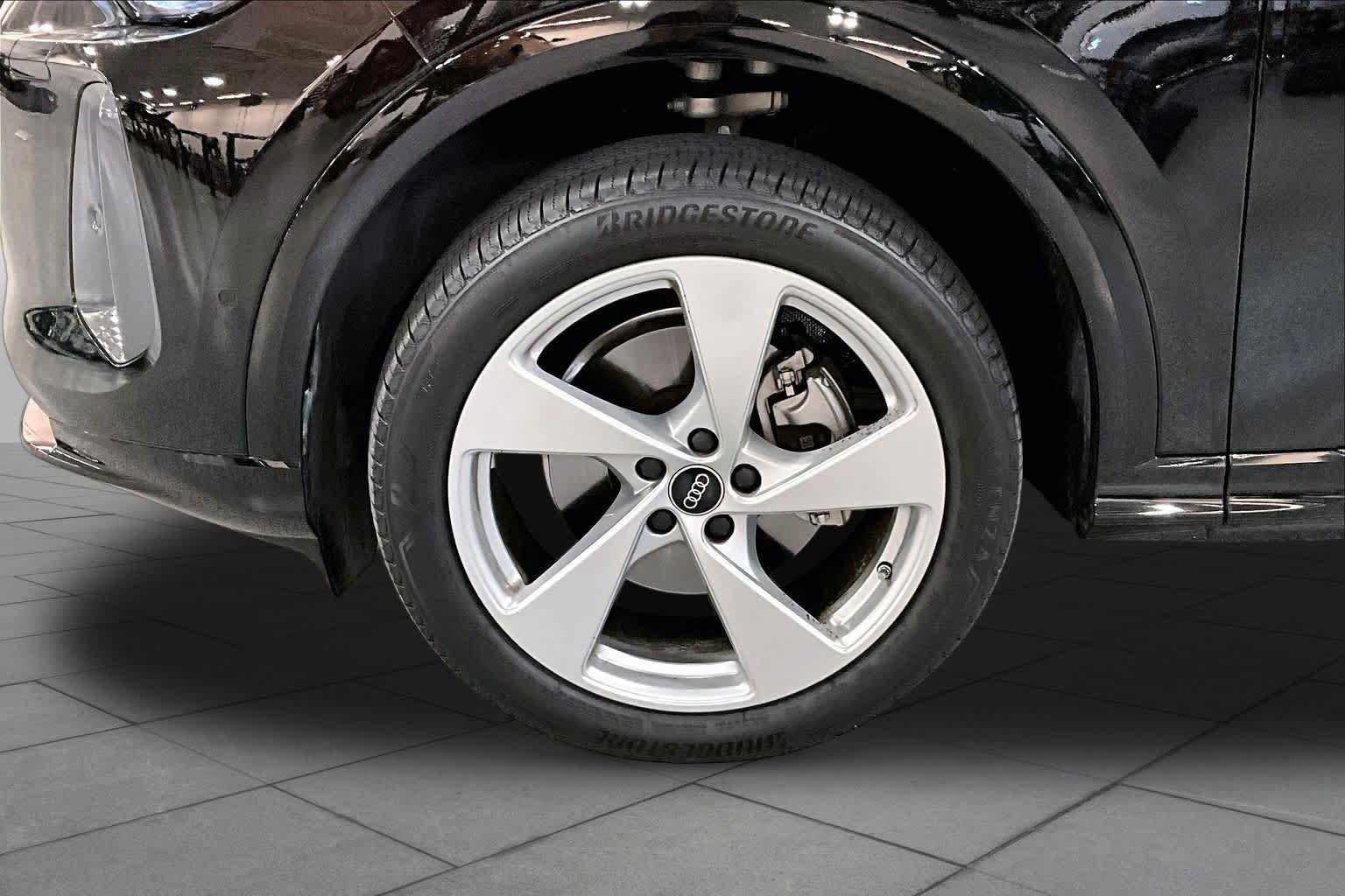 Certified 2025 Audi Q5 Premium w/ Premium Plus AWD/4WD image 11