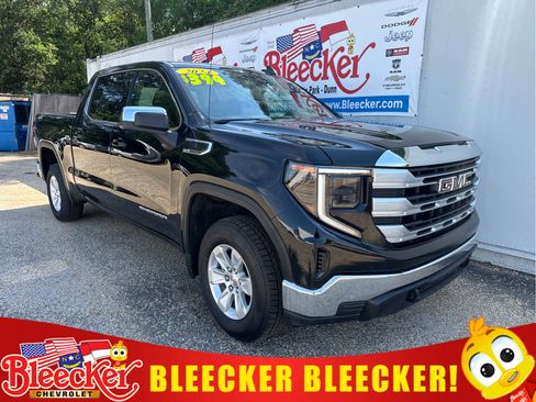 Used 2024 GMC Sierra 1500 SLE AWD/4WD image 1