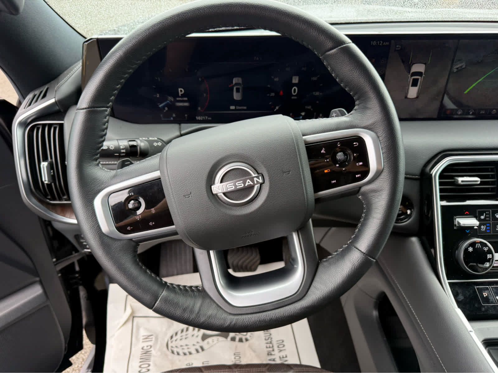 Used 2025 Nissan Armada Platinum RWD image 6