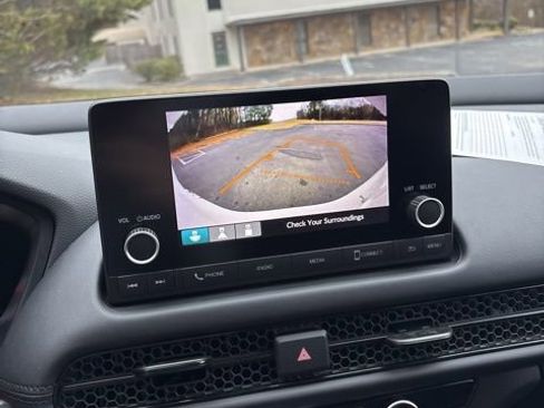 Used 2025 Honda HR-V LX image 30