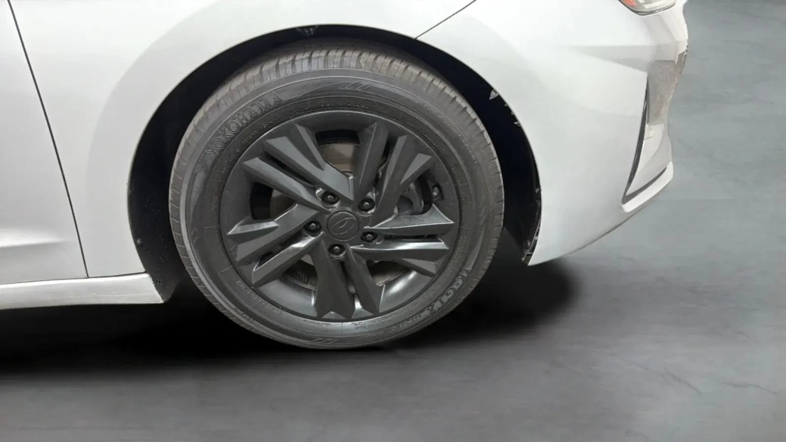 Used 2019 Hyundai Elantra SEL FWD image 24