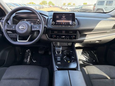Used 2024 Nissan Rogue SV FWD image 19