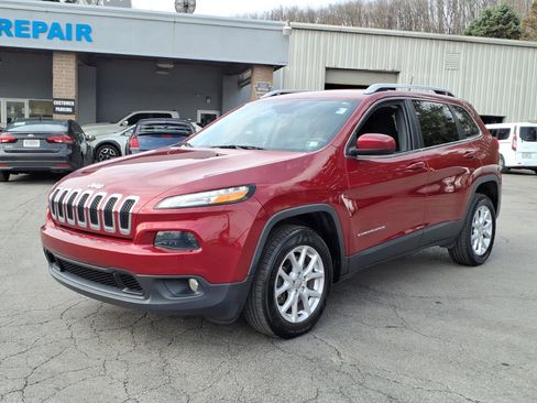 Used 2015 Jeep Cherokee Latitude image 5