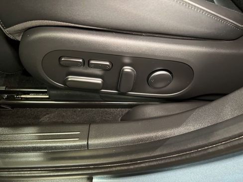 Used 2024 Hyundai Ioniq 5 Limited image 48