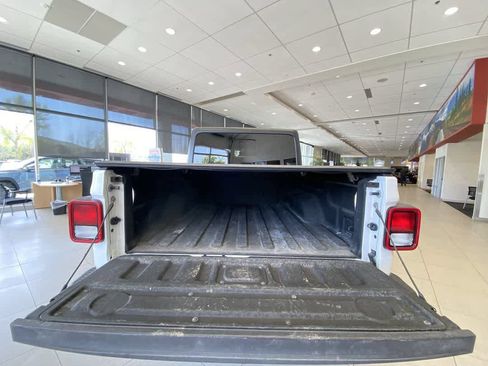 Used 2020 Jeep Gladiator Sport w/ Quick Order Package 24S AWD/4WD image 25