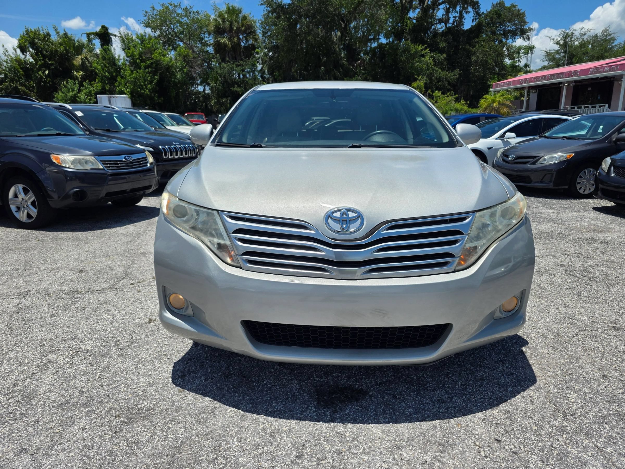 Used 2011 Toyota Venza w/ Convenience Pkg FWD image 2