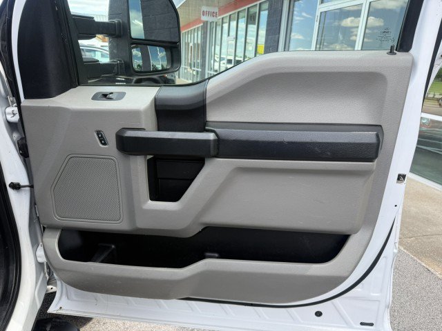 Used 2021 Ford F550 2WD Regular Cab Super Duty image 23