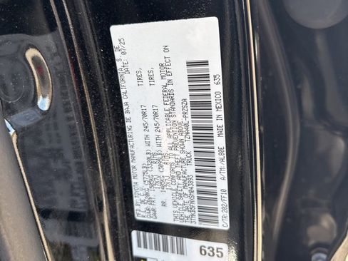 Certified 2025 Toyota Tacoma SR5 image 35