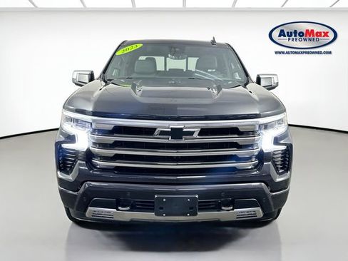 Used 2023 Chevrolet Silverado 1500 High Country w/ Technology Package AWD/4WD image 7
