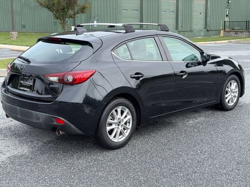 Used 2014 MAZDA MAZDA3 i Touring w/ Technology Package FWD image 8