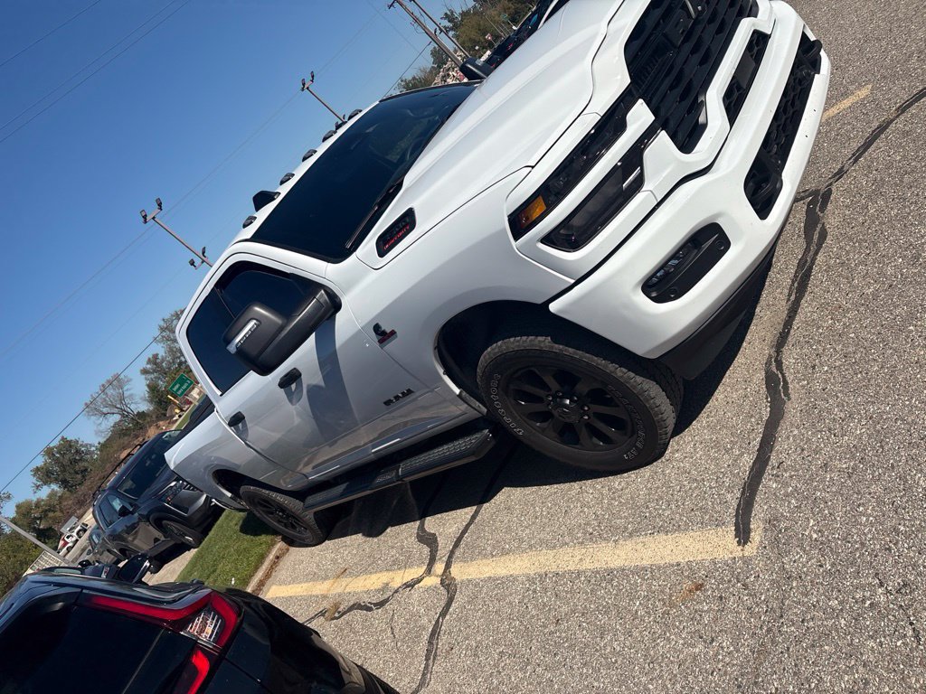 Used 2026 RAM 3500 Big Horn AWD/4WD image 6
