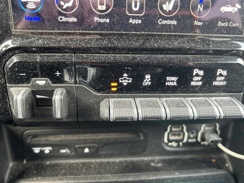 Used 2019 RAM 1500 Limited image 22