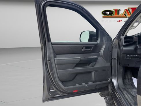 Used 2024 Toyota Tundra SR image 11