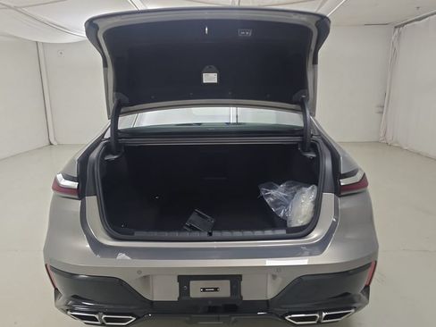 Certified 2023 BMW 760i xDrive w/ Luxury Rear Seating Package AWD/4WD image 30