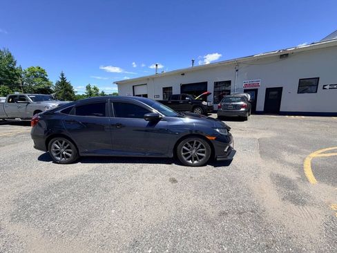 Used 2019 Honda Civic EX image 16