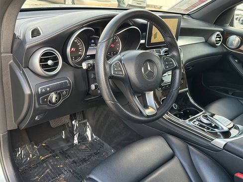 Used 2017 Mercedes-Benz GLC 300 4MATIC image 22