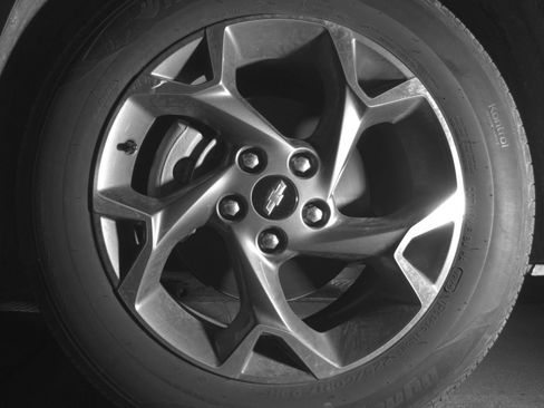 Used 2025 Chevrolet Trax LT FWD image 12