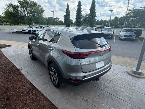 Used 2022 Kia Sportage LX FWD image 4