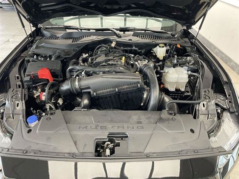 Used 2025 Ford Mustang Coupe RWD image 24