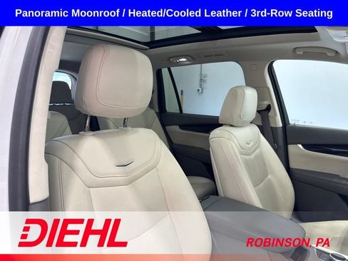 Used 2020 Cadillac XT6 Premium Luxury AWD/4WD image 16