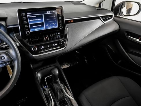 Used 2020 Toyota Corolla LE FWD image 22