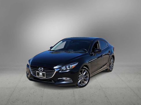 Used 2018 MAZDA MAZDA3 Touring image 1