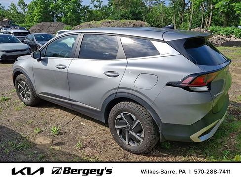 Certified 2023 Kia Sportage LX AWD/4WD image 9
