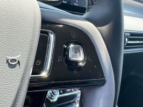 Used 2022 Lincoln Corsair Standard w/ Equipment Group 101A image 20