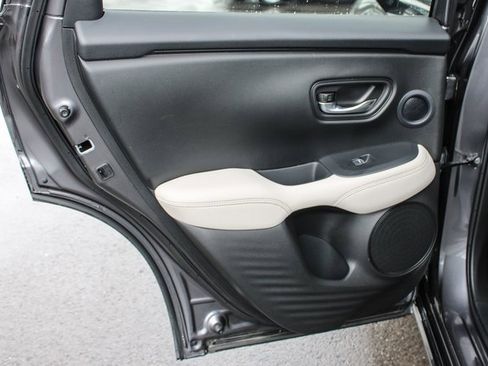 Used 2023 Honda HR-V EX-L image 35