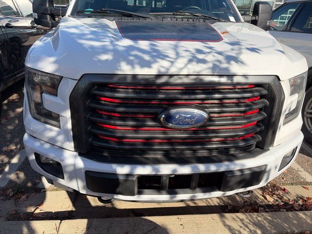 Used 2017 Ford F150 Lariat w/ Equipment Group 502A Luxury AWD/4WD image 2