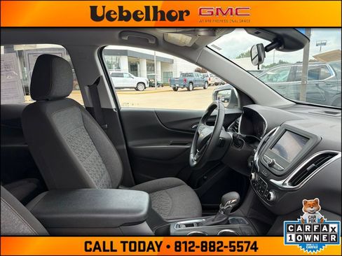 Used 2024 Chevrolet Equinox LT AWD/4WD image 2