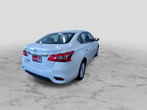 Used 2019 Nissan Sentra SV image 9
